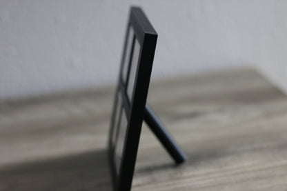 Magnetic Picture Frame.